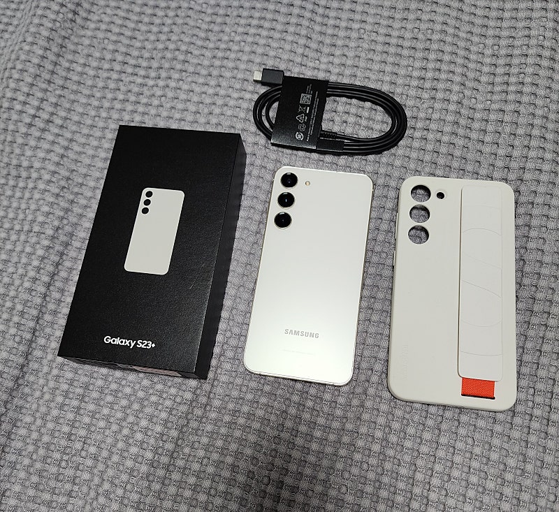 갤럭시 S23플러스 256GB S급 박풀 + 삼성 정품 케이스