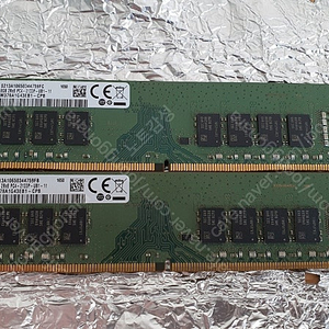 삼성 DDR4 8GB 2133MHZ 2개 판매 (M378A1G43EB1 - CPB)