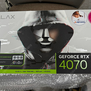 (미사용) GALAX 지포스 RTX 4070 EX GAMER WHITE 그래픽카드