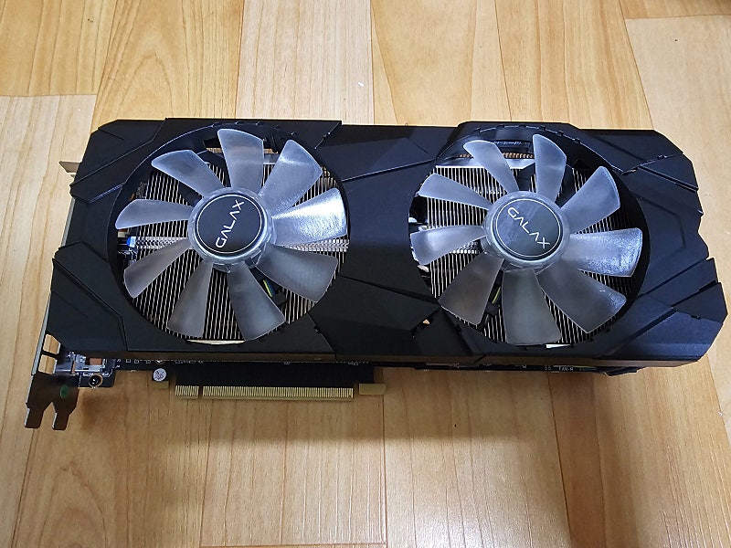 갤럭시 지포스 RTX2070 SUPER 8GB 그래픽카드 판매합니다