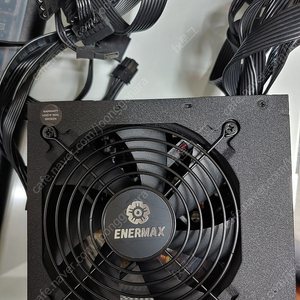 파워서플라이 에너맥스 700w CYBERBRON ECB700EWT 80PLUS 브론즈