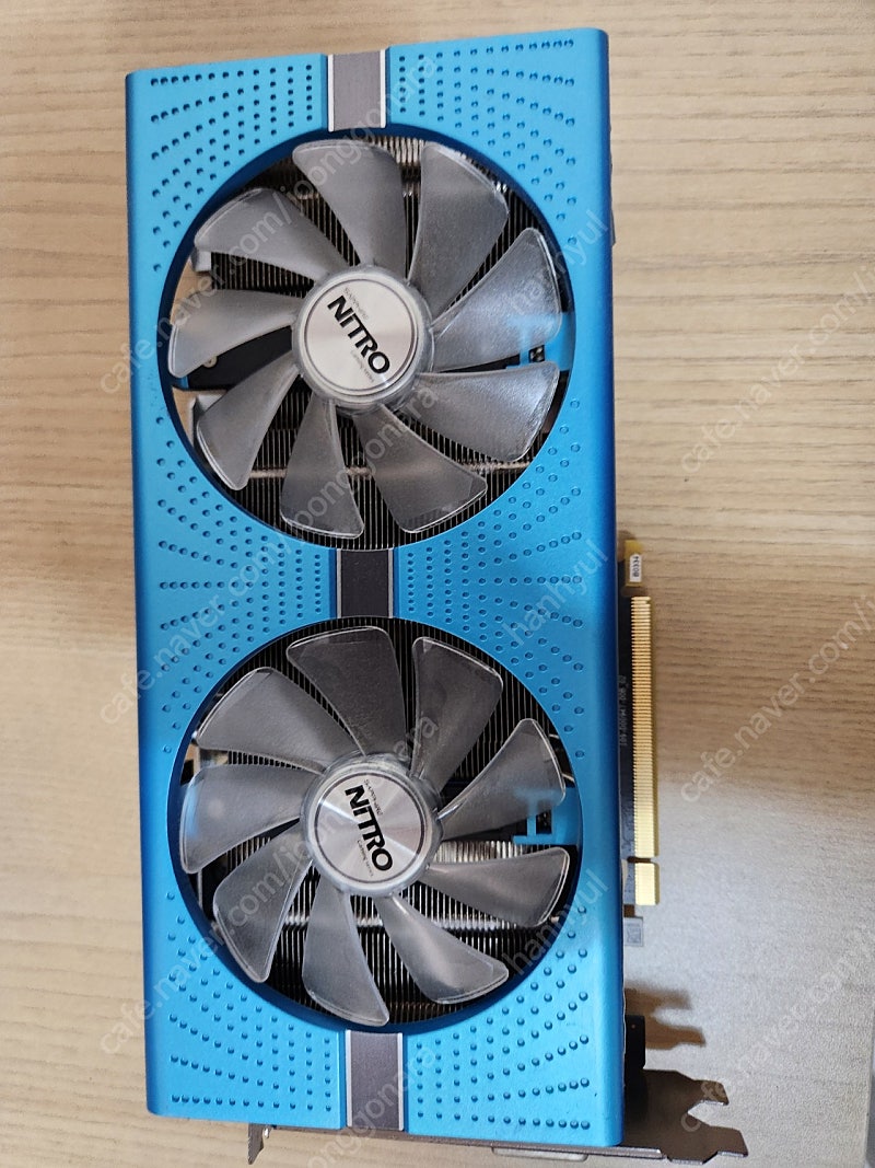 사파이어 니트로+ RX590 8G 팝니다