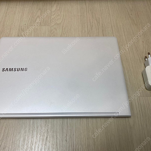 삼성 노트북9 메탈 metal NT900K5A (SSD 256GB) 15 인치 노트북 팝니다.