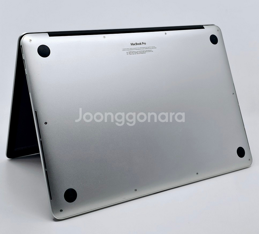 2015 맥북프로 15인치 256GB i7/16GB 애플로고LED--6