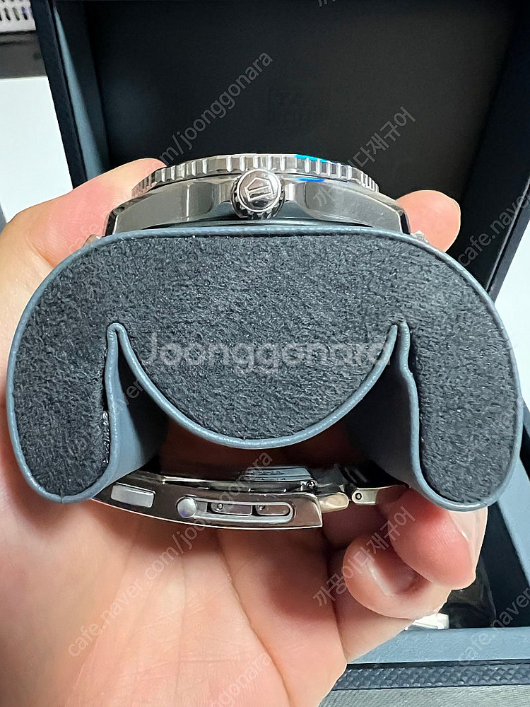 태그 호이어 아쿠아레이서 gmt--1