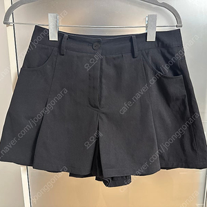 피브비pleated culotte pants M사이즈 팔아요