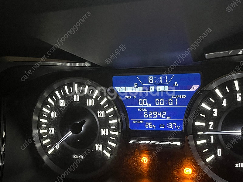 혼다 포르자 300cc--4