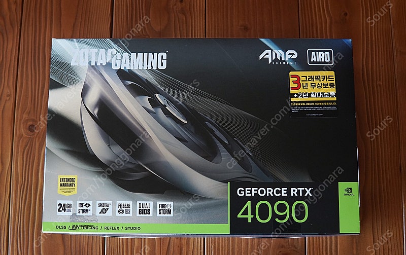 ZOTAC RTX 4090 AMP EXTREME AIRO D6X 24GB