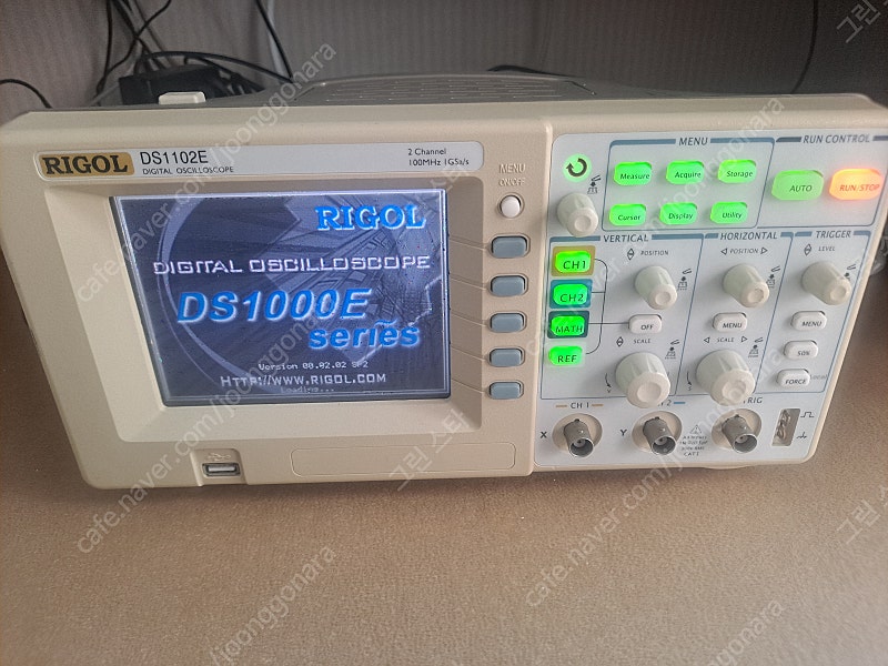 오실로스코프 DIGITAL OSCILLOSCOPE RIGOL ( DS1102E ) 제품 팔아요.