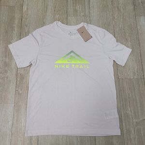 나이키 트레일 티셔츠