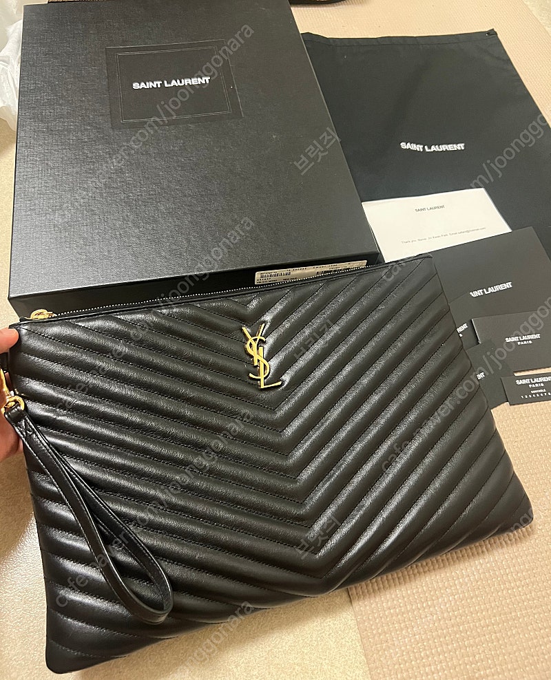 [정품] 입생로랑 YSL 마틀라세 블랙금장 스트랩 라지 여성 클러치백