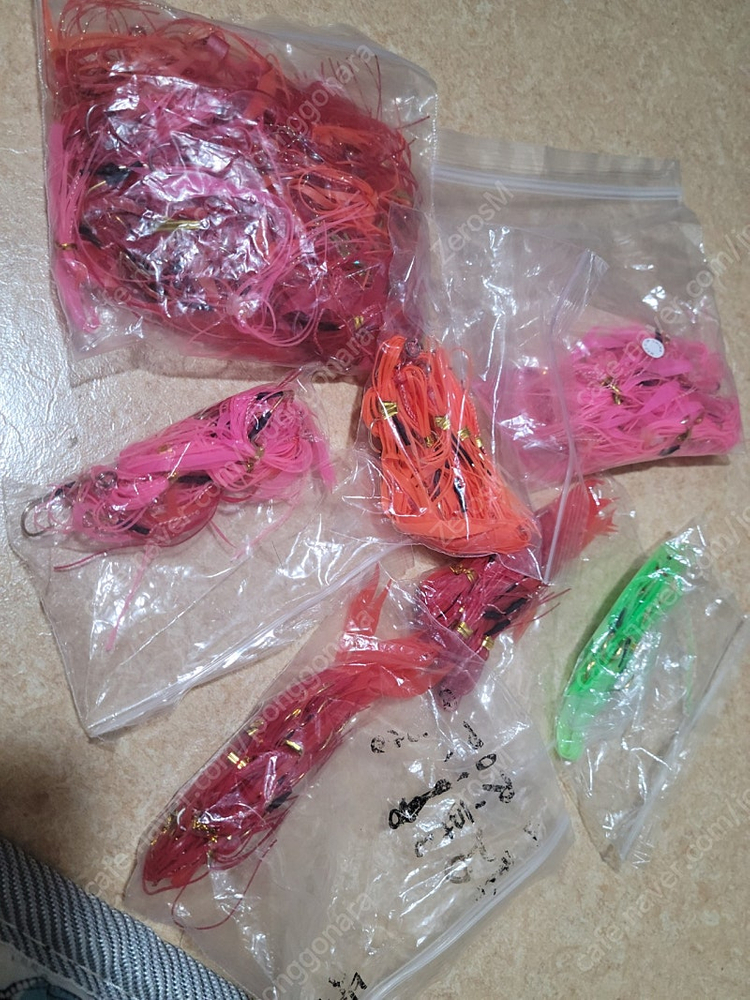 타이라바 헤드,스커트--1