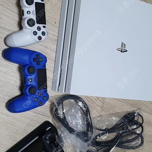 ps4 프로 7218 1테라 화이트 대구