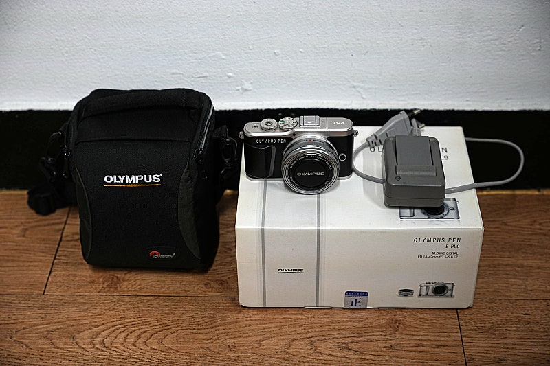 올림푸스 PL9 카메라 14-42mm 렌즈킷 팝니다