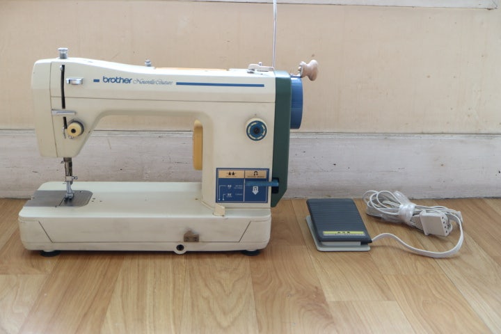 가죽 미싱 재봉틀. 금속가공 손틀 개조. 준공업용 브라더 brother TA3-B626 sewing machine --- 30만 원