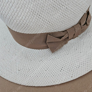 SAKS FIFTH AVENUE 보우 hat