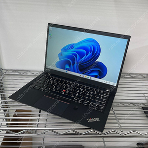 X1 Carbon 5th i7-7600U 16G 256G 14인치 32만