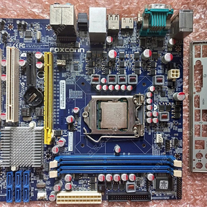 [메인보드+CPU] FOXCONN H55MX-S 메인보드(LGA 1156) + Intel CPU i3-530(2.93GHz) 세트 판매합니다.