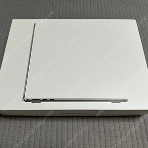 애플 맥북 에어 13 m2 8gb 256gb 외관 s급 ( apple mac book air )