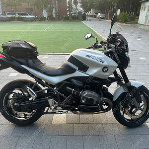 BMW R1200R 최저가 급매 700만원 시세확인 요망?