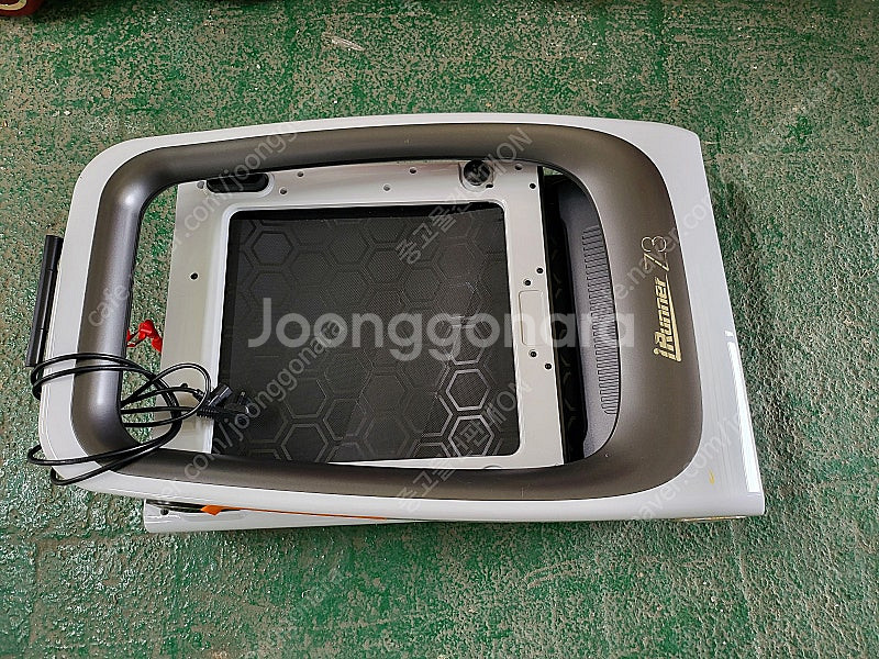 [팝니다] 아이러너 Z3 접이식 런닝머신 중고 팝니다.--2