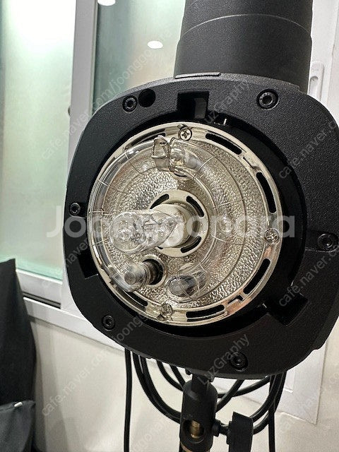니콘 z6ii + MB-N11 / 포멕스 e600 팝니...--7