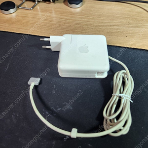 애플 85W MagSafe 2 전원 어댑터(MacBook Pro Retina 디스플레이용) 팝니다.