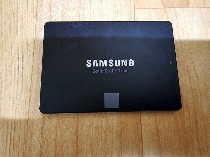 삼성 860EVO 500GB SSD 판매합니다