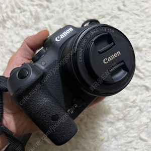 Eos r7 바디