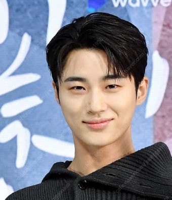 변우석팬미팅 토요일 티켓 구합니다.--0