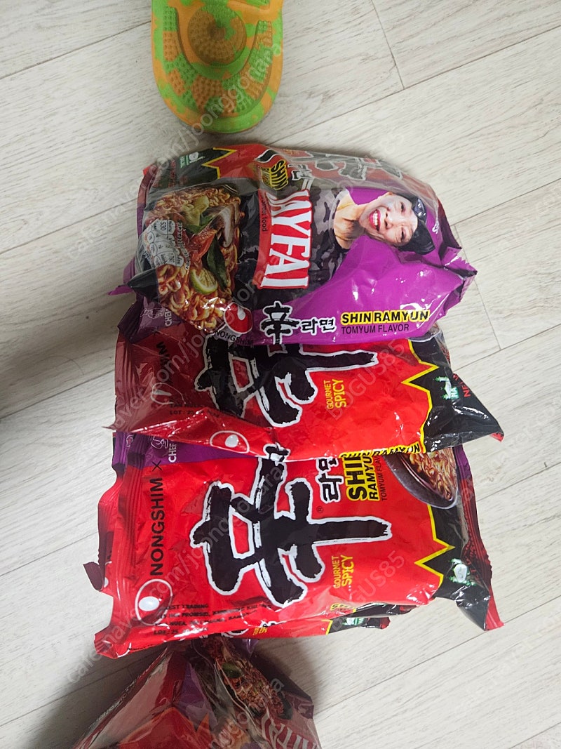태국똠양신라면 팝니다