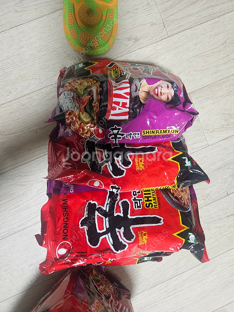 태국똠양신라면 팝니다--0