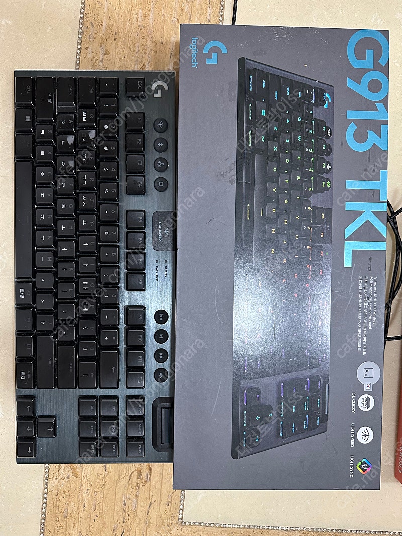 로지텍 G913 TKL 텐키리스 게이밍 키보드