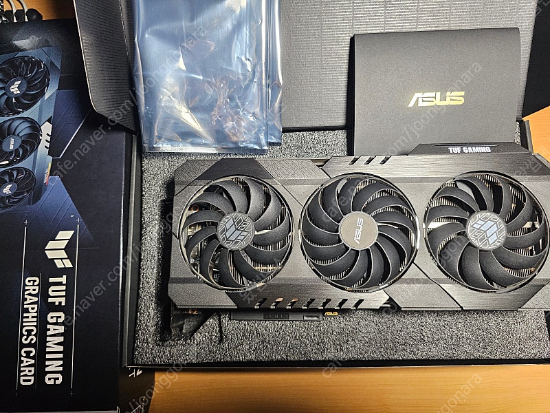 ASUS TUF RX6900XT 16GB A급 팝니다.