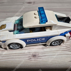 정품 레고 60239 시티 경찰차 판매합니다