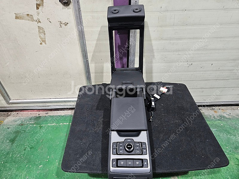 [GW] G80 2열 암레스트 팝니다. 다기능 버튼 옵션 확인. 고정해제 키 작동잘되요. 89903-B1200 PP...--4