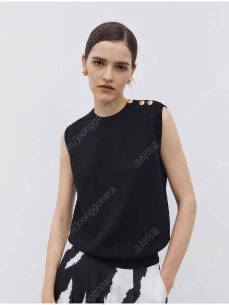 마레디마리 Mare Di MariGold Button Sleeveless Knit Top Black