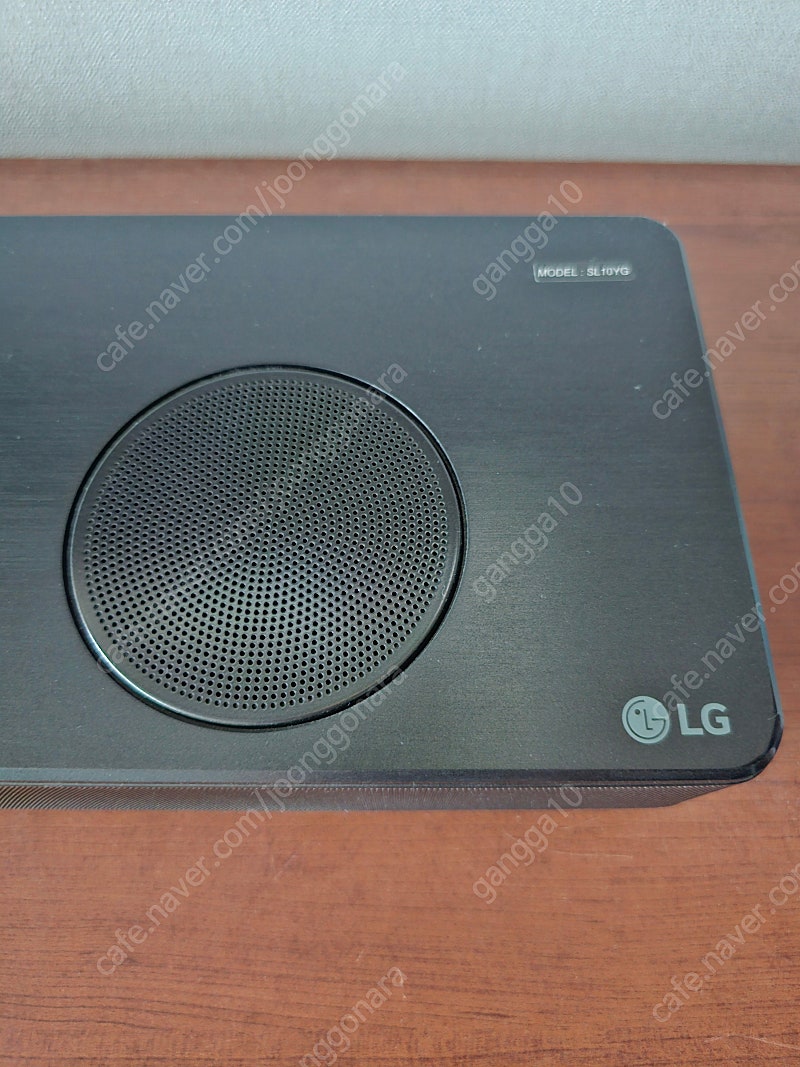 Lg 사운드바 sl10yg와 후방스피커 세트를 판매합니다.