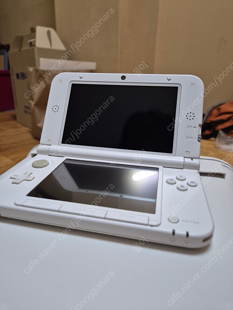 뉴닌텐도 3ds xl 화이트 순정 판매합니다