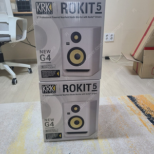 KRK Rokit 5 G4 스피커 화이트 1조 거의 새상품