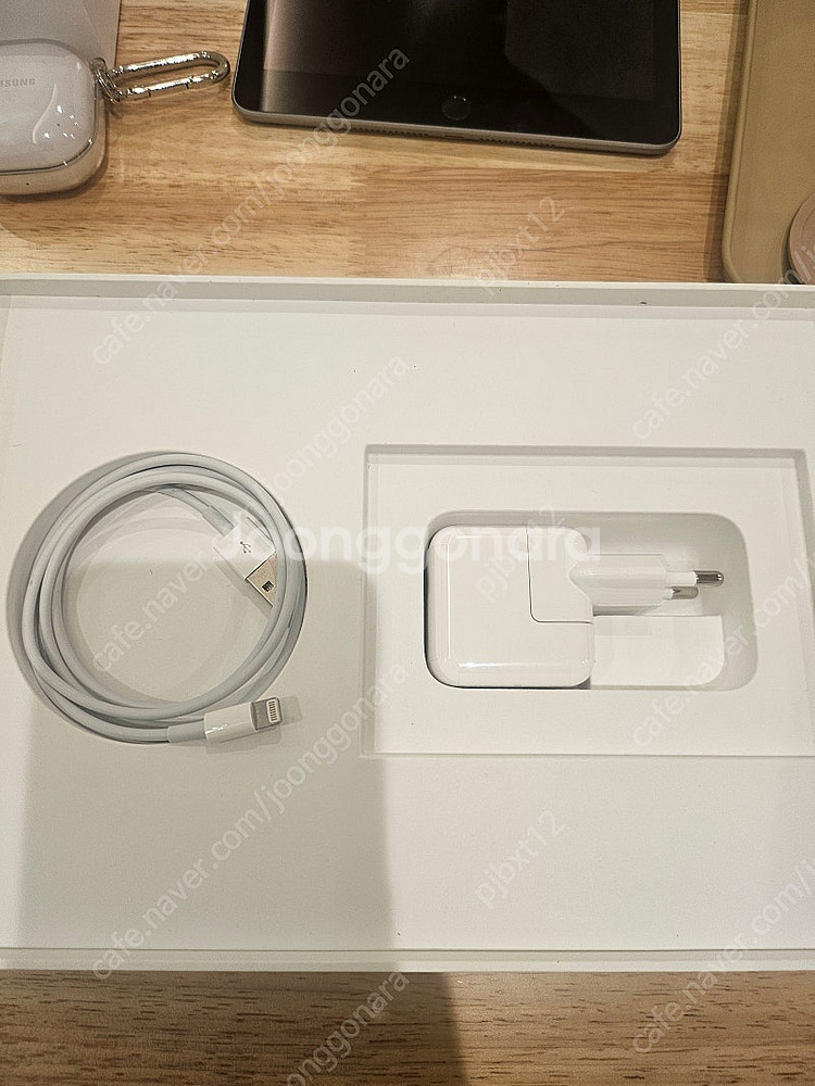 아이패드 6세대 wifi 32G 데모 그레이--1