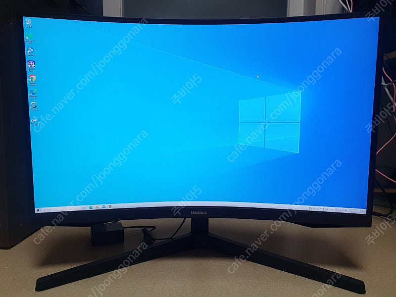 삼성전자 오디세이 G5 LS27AG554EKXKR 165hz 27인치 커브드 게이밍 모니터 팝니다.