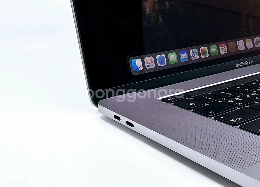 2019 맥북프로 16인치 i9/32GB/2TB 풀 C...--1