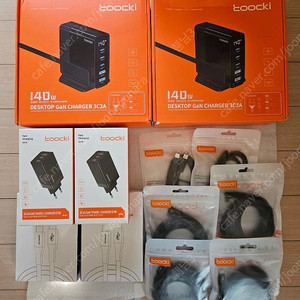 Toocki 140W+67W GaN PD충전기, CtoC 100W 1m,2m,3m,240W USB4 2m 미개봉 새제품 이삿짐 정리중으로 마지막 남은 제품을 정리중이며 몆가지 남