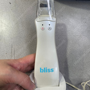 Bliss 포어 가젯 피지제거기 모공 각질제거기