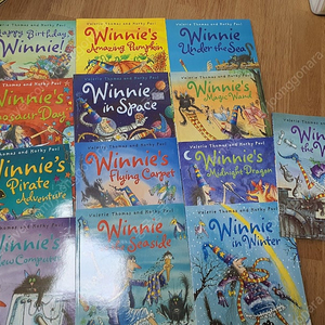 마녀위니 영문판 총13권 Winnie the Witch​