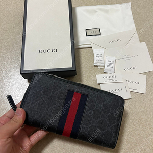 [정품] 구찌 Gucci 삼선 수프림 웹 블랙 지퍼장지갑