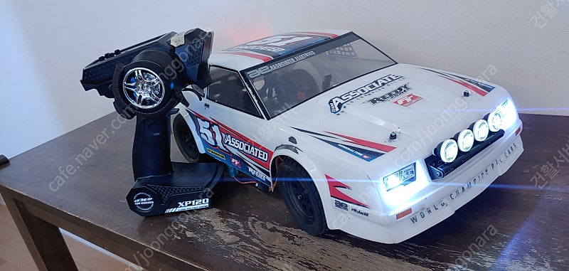 RC카 팀어소시 Team Associated SR10 Dirt Oval