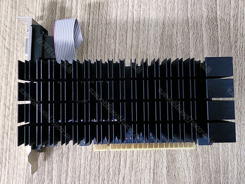 AFOX 지포스 GT730 HEATSINK D3 1GB [L3V3] 디앤디컴 (1GB) (택포)