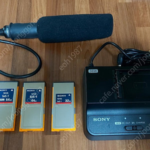 소니 SXS 62gb 32gb 메모리카드 , 소니 BC-U1 배터리충전기 , 소니 ECM-XM1 마이크 팝니다